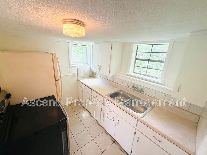 4510 Old Mission Rd – photo 4