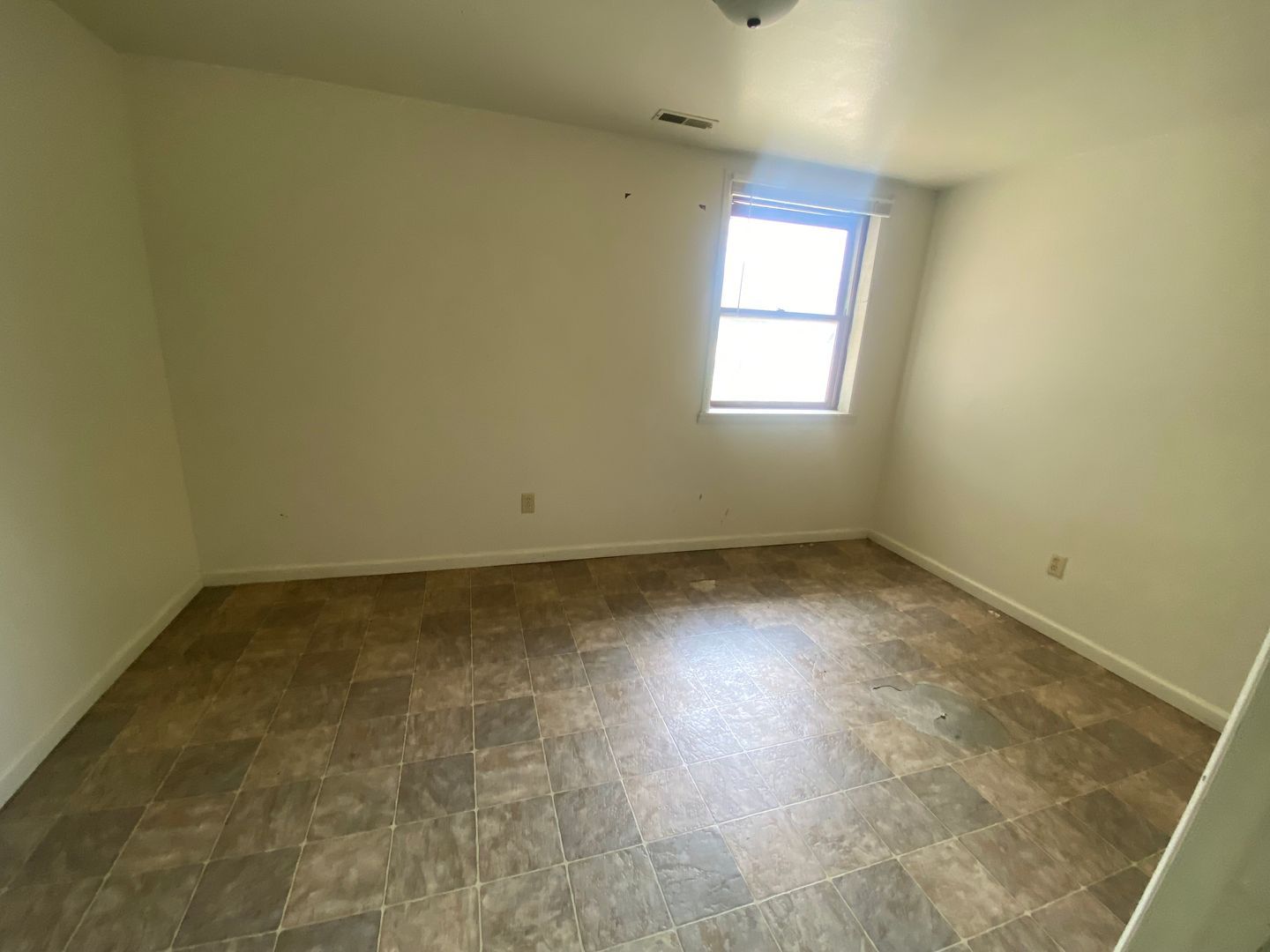 400 W College St unit 1 – photo 1