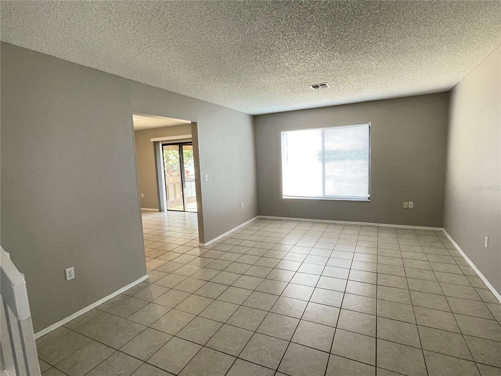 687 Lake Dexter Cir – photo 3