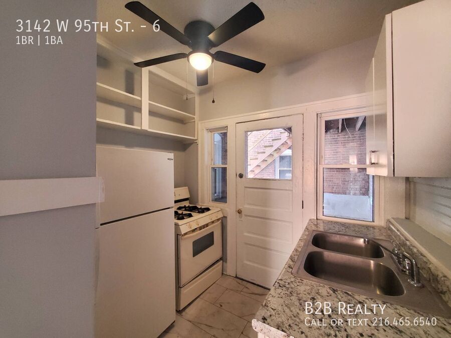 3142 W 95th St – photo 2