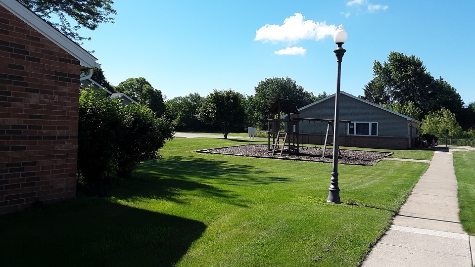 735 S Main St – photo 5