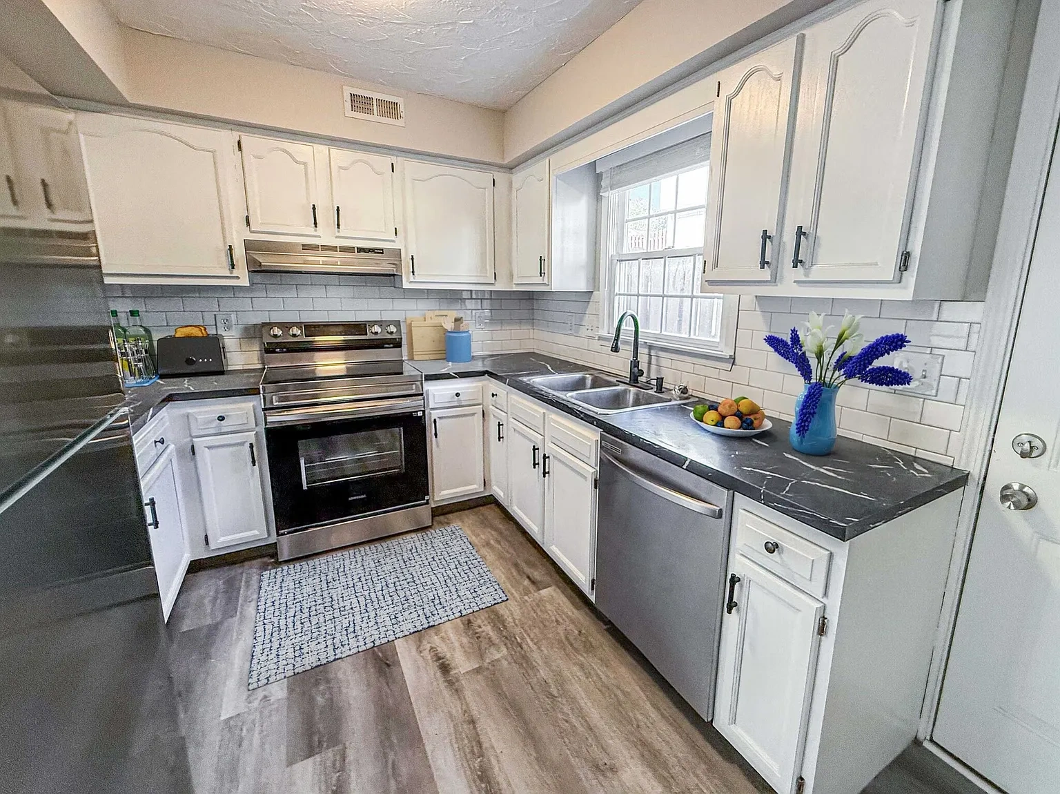 Pinnacle Townhomes – photo 3