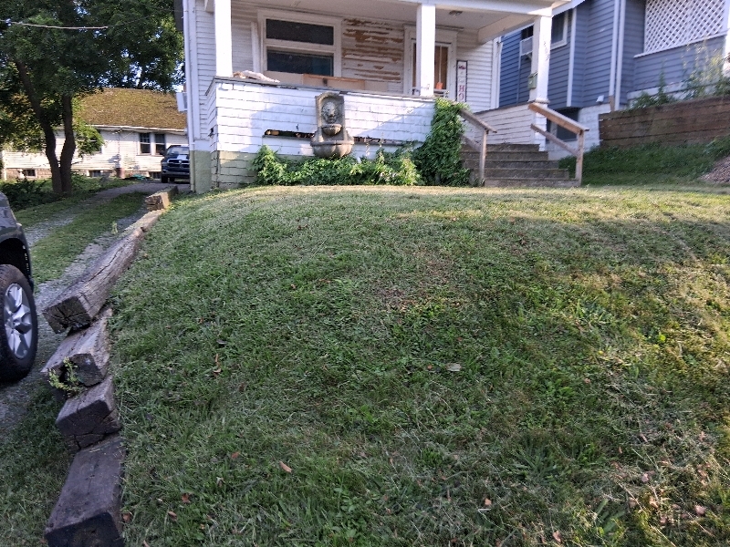 1803 Pointview Ave – photo 1