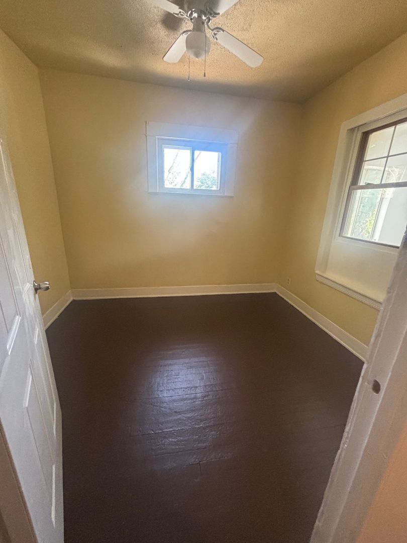 3026 E 123rd St unit 2 – photo 4