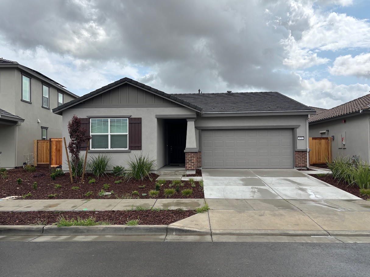 476 Pismo Dr – photo 2