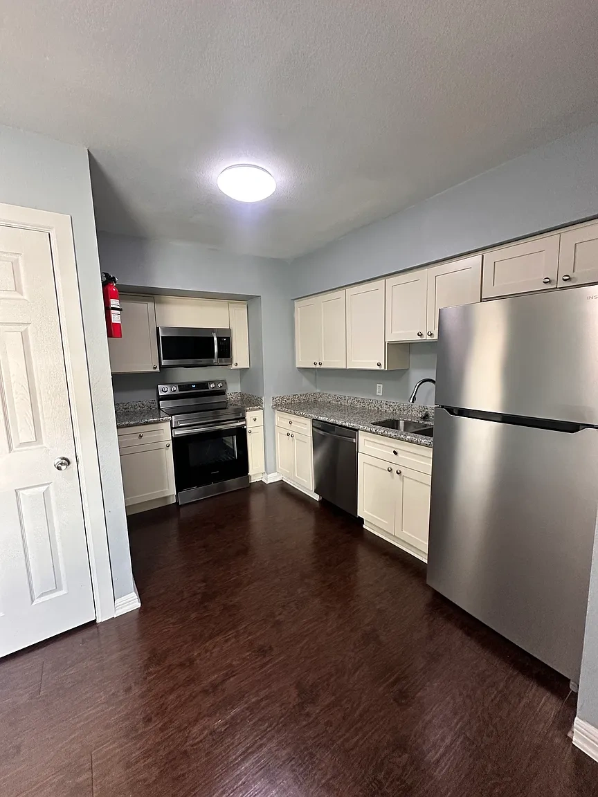 Cavalcade Heights 735 LLC – photo 2