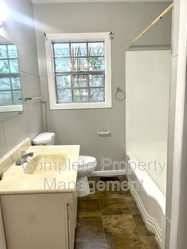 2108 48th Place Ensley unit ENSLEY – photo 4