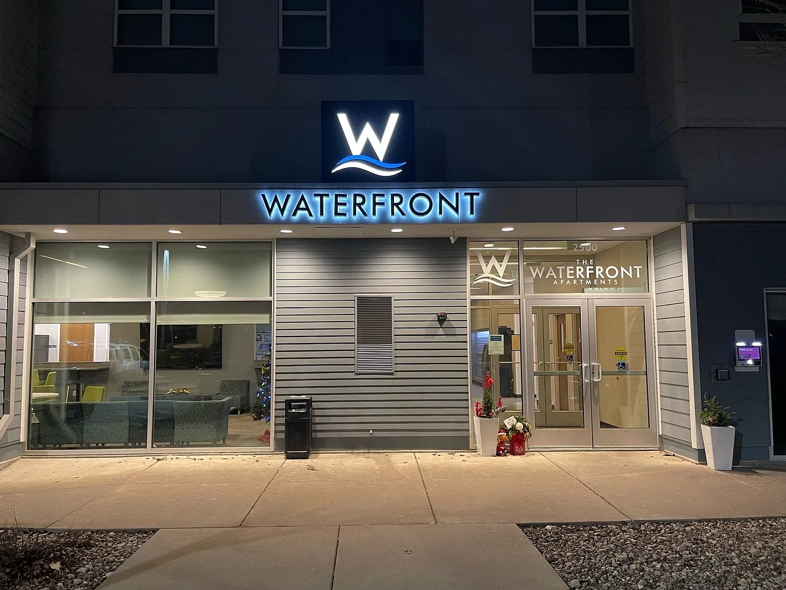 WaterFront Apartments – photo 2