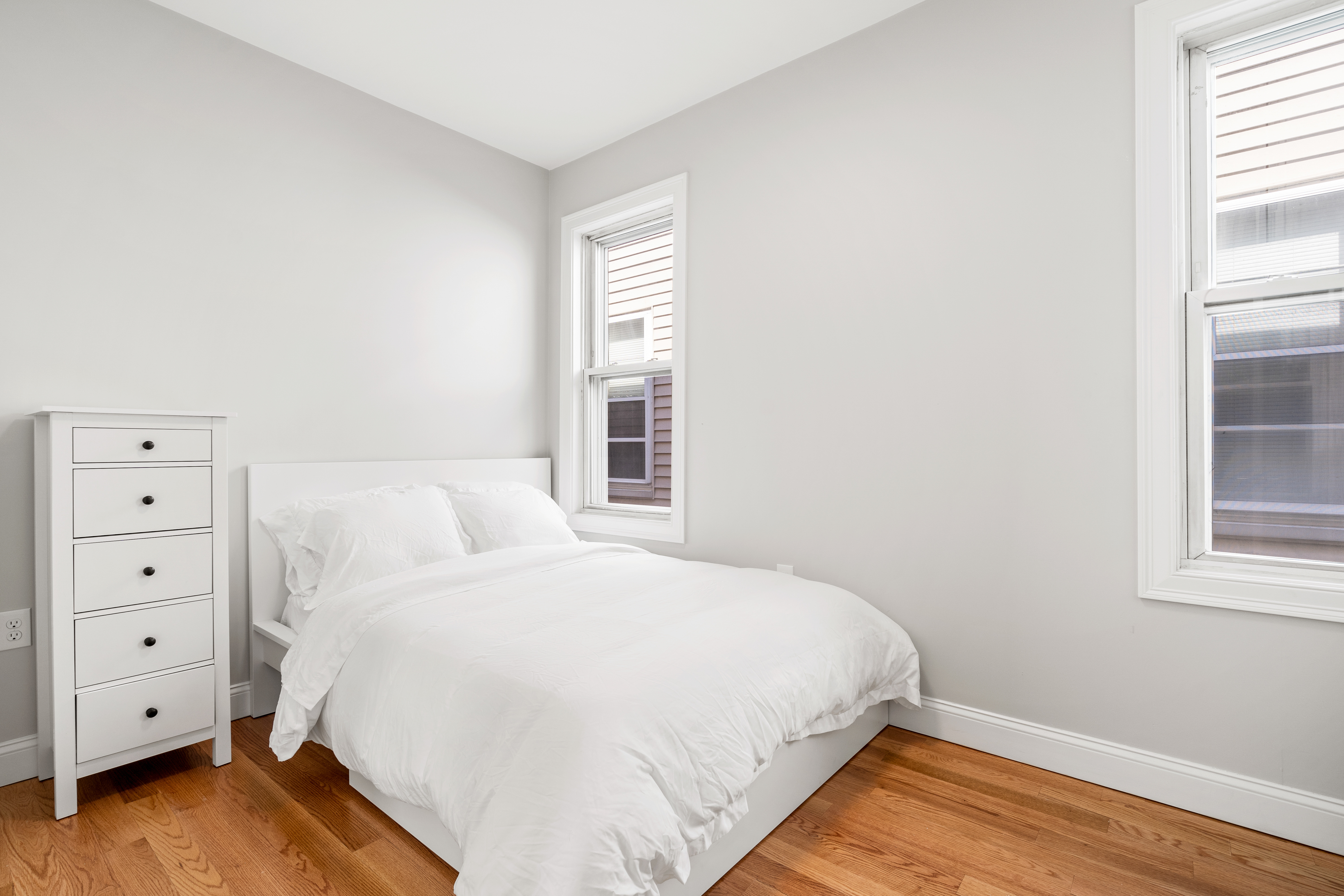 821 Saratoga St unit 3 – photo 2