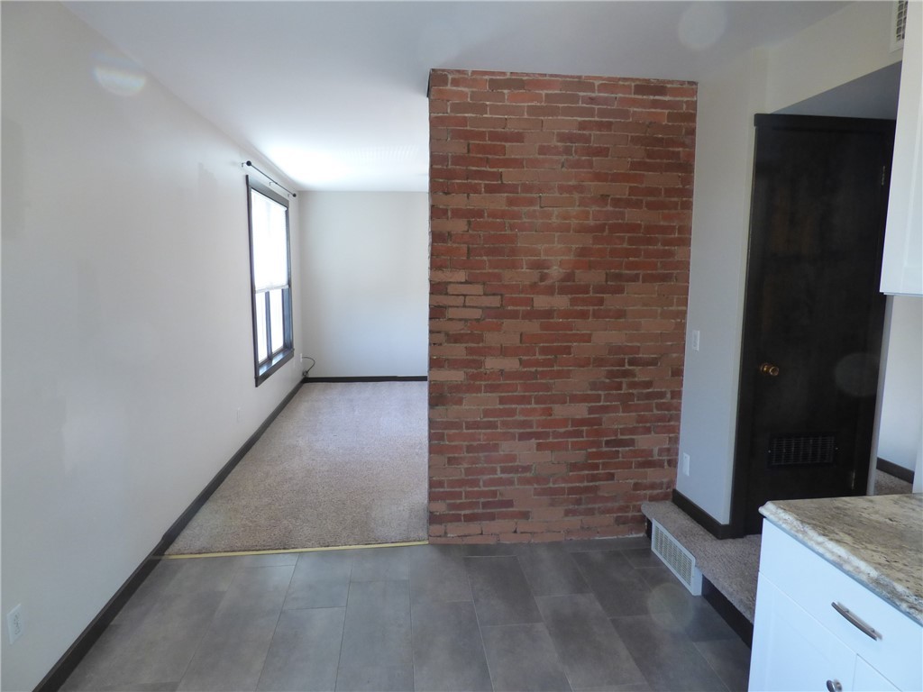 2709 Middletown Rd unit 2 – photo 5