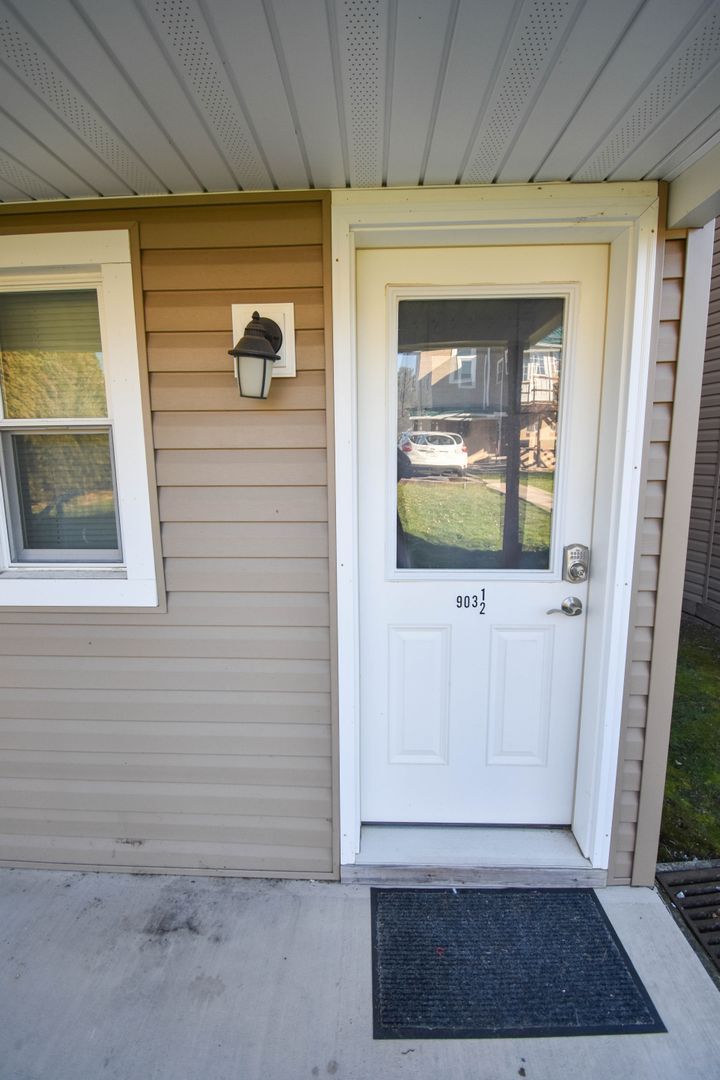 903 Bellefonte Ave unit 903.5 – photo 4