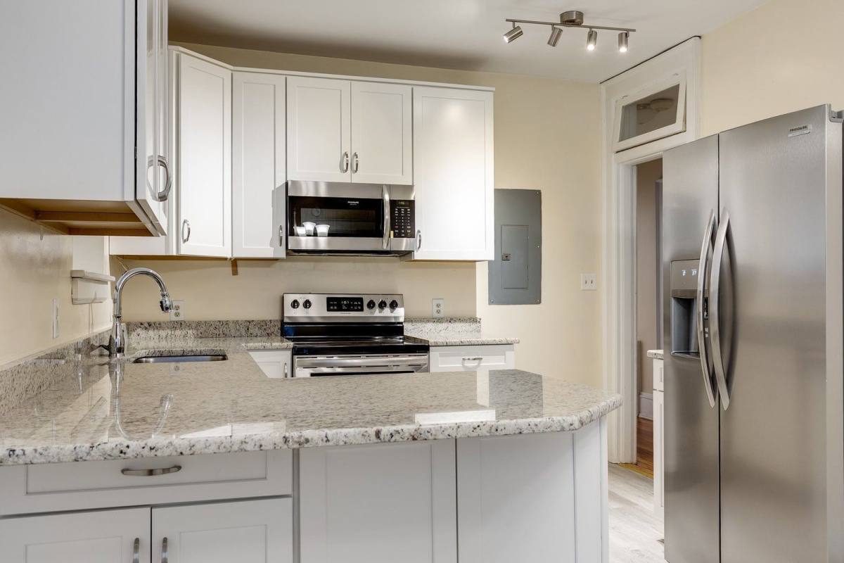 2602 Monument Ave unit A – photo 5