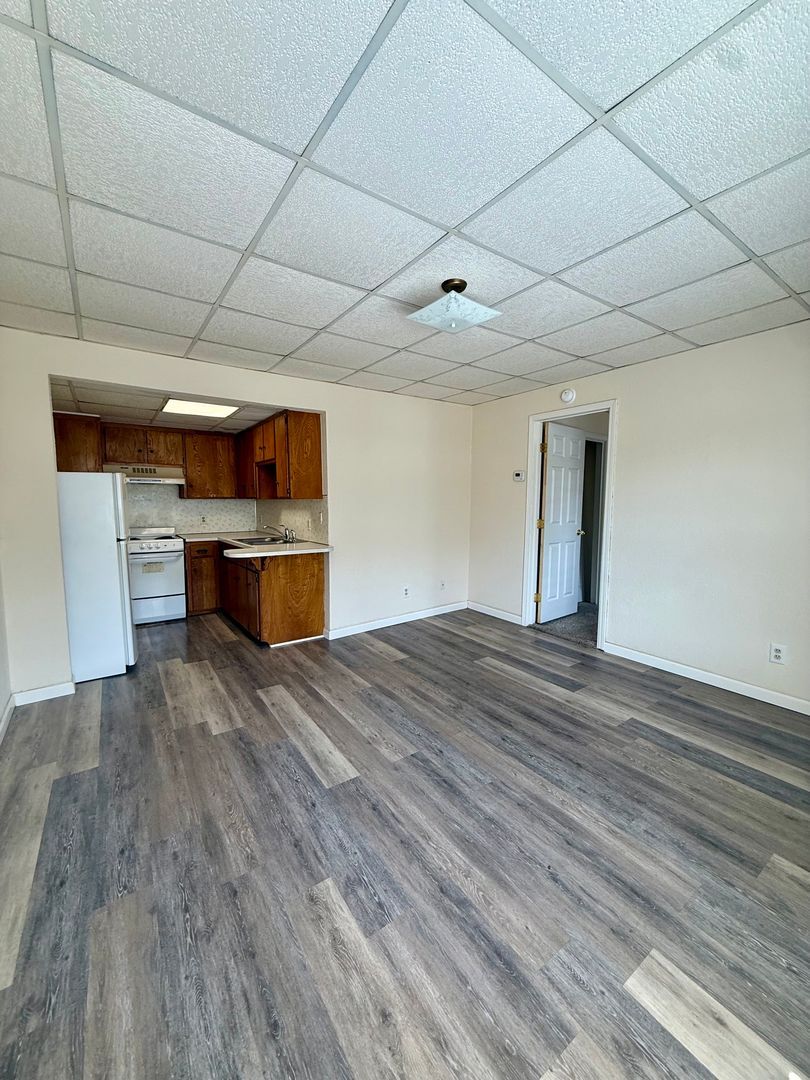 603 S Evans Ave unit 3 – photo 1