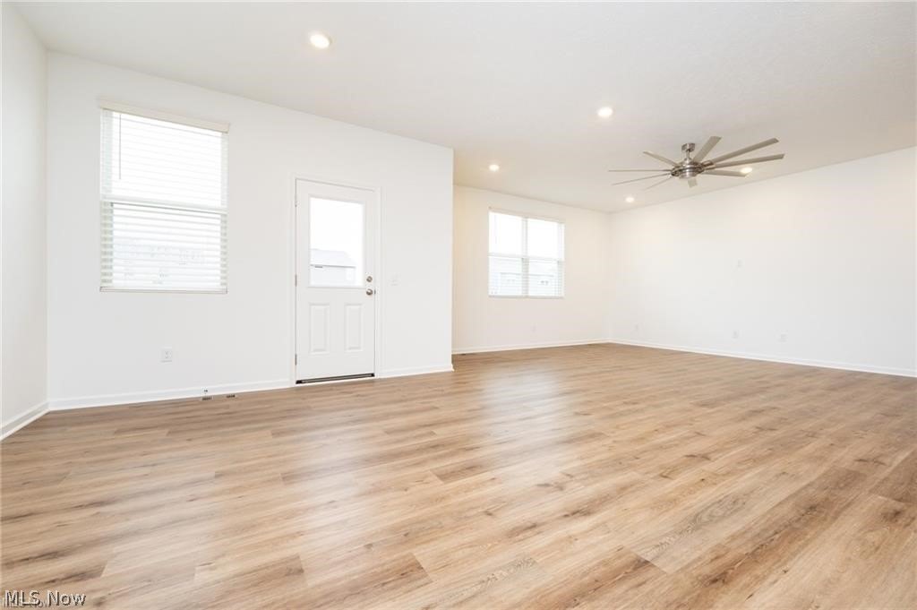 98 Brewster Dr – photo 3