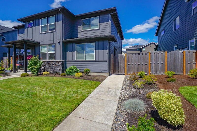 2932 NW 16th St unit A – photo 1