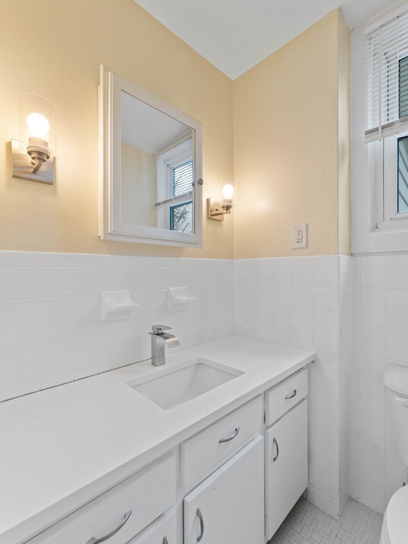 519 Kings Hwy unit 1 – photo 2