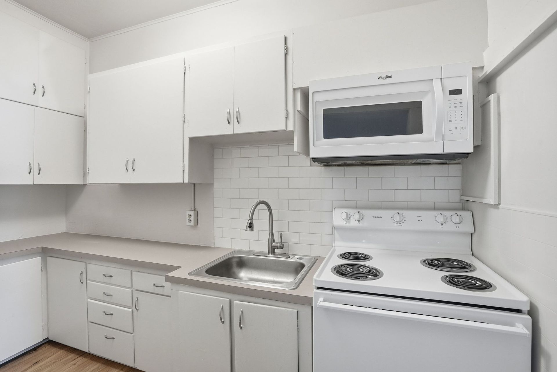 1905 W 2nd Ave – photo 3
