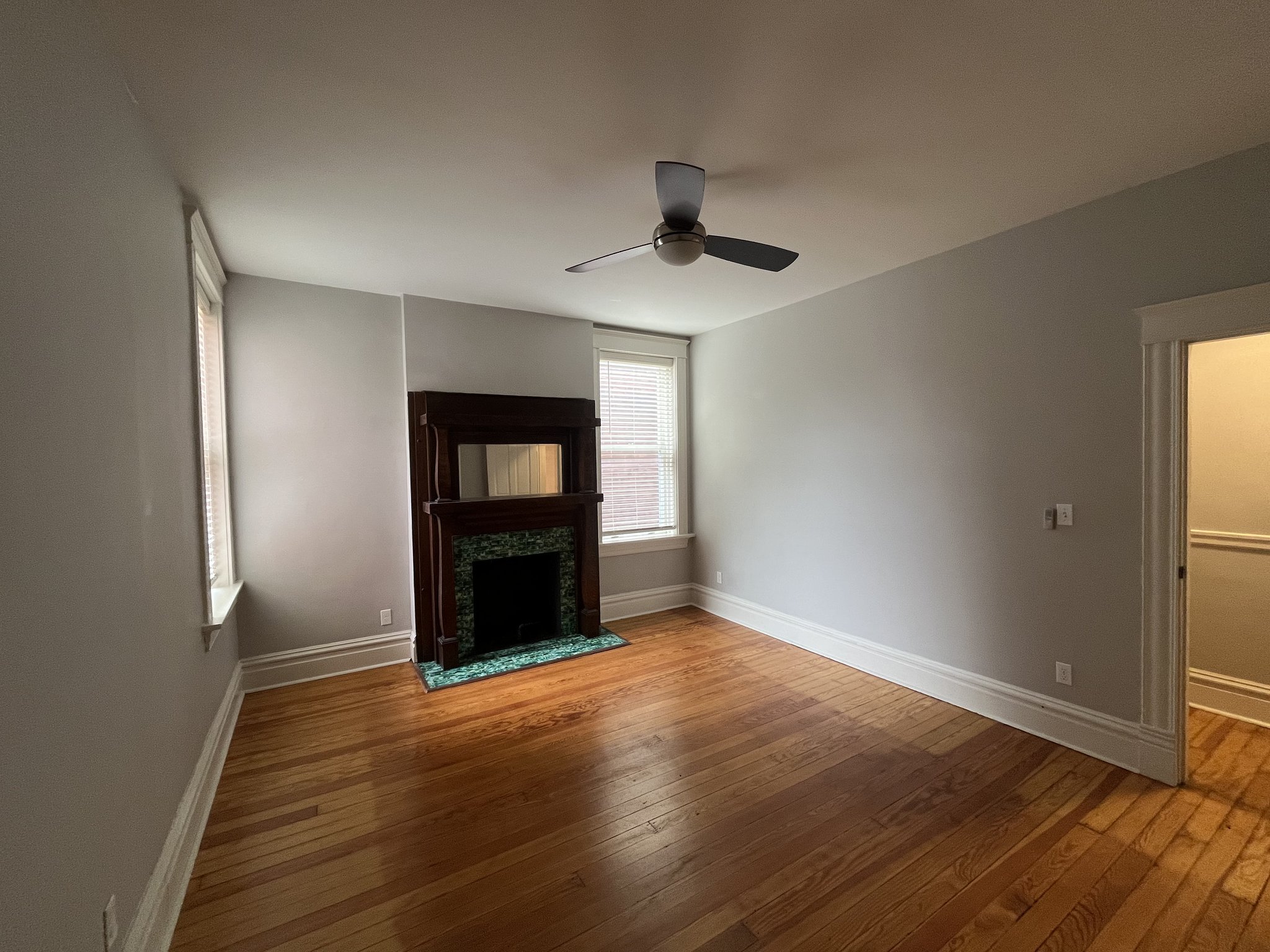 2040 Russell Blvd unit 2040 Russell Blvd 2F – photo 4