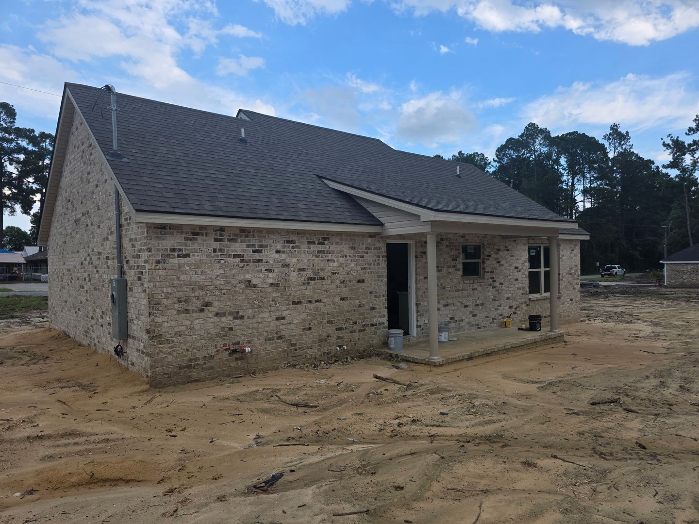 687 N Washington St – photo 3