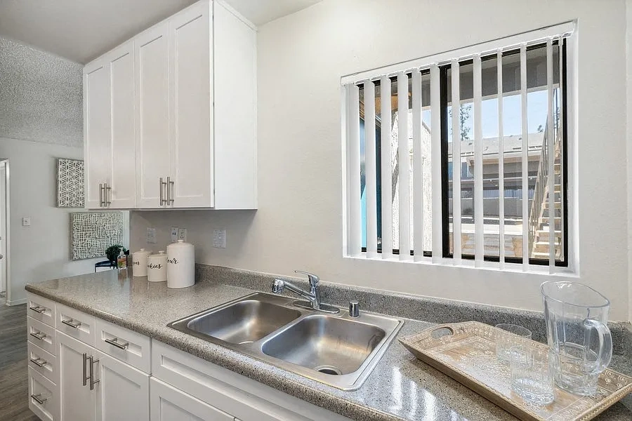 The District Apartment Homes – photo 3