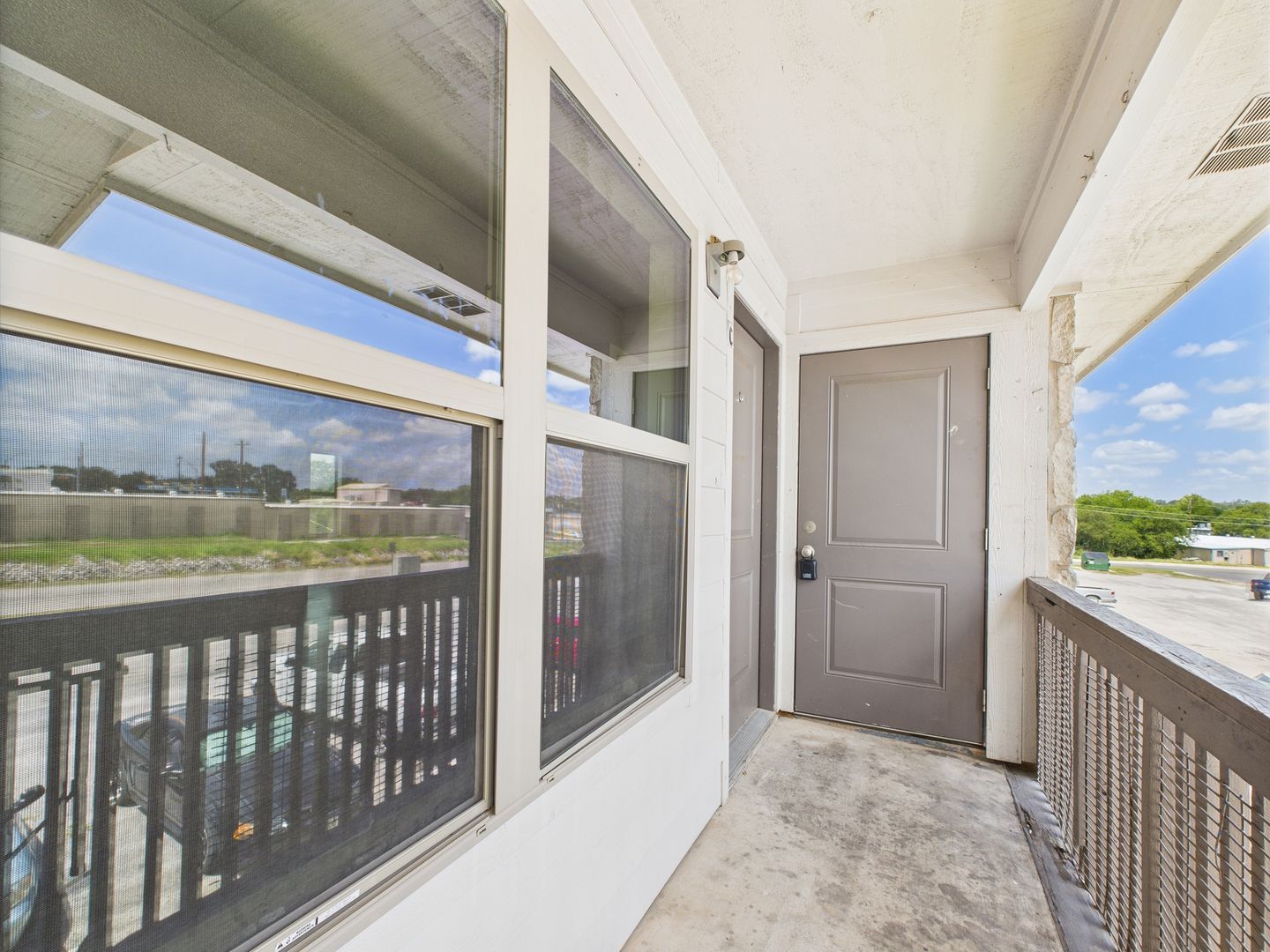 1602 9th St unit 1604 9th Street Unit C – photo 1