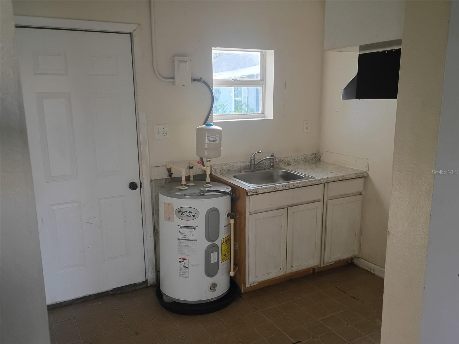 113 Washington Ave – photo 5