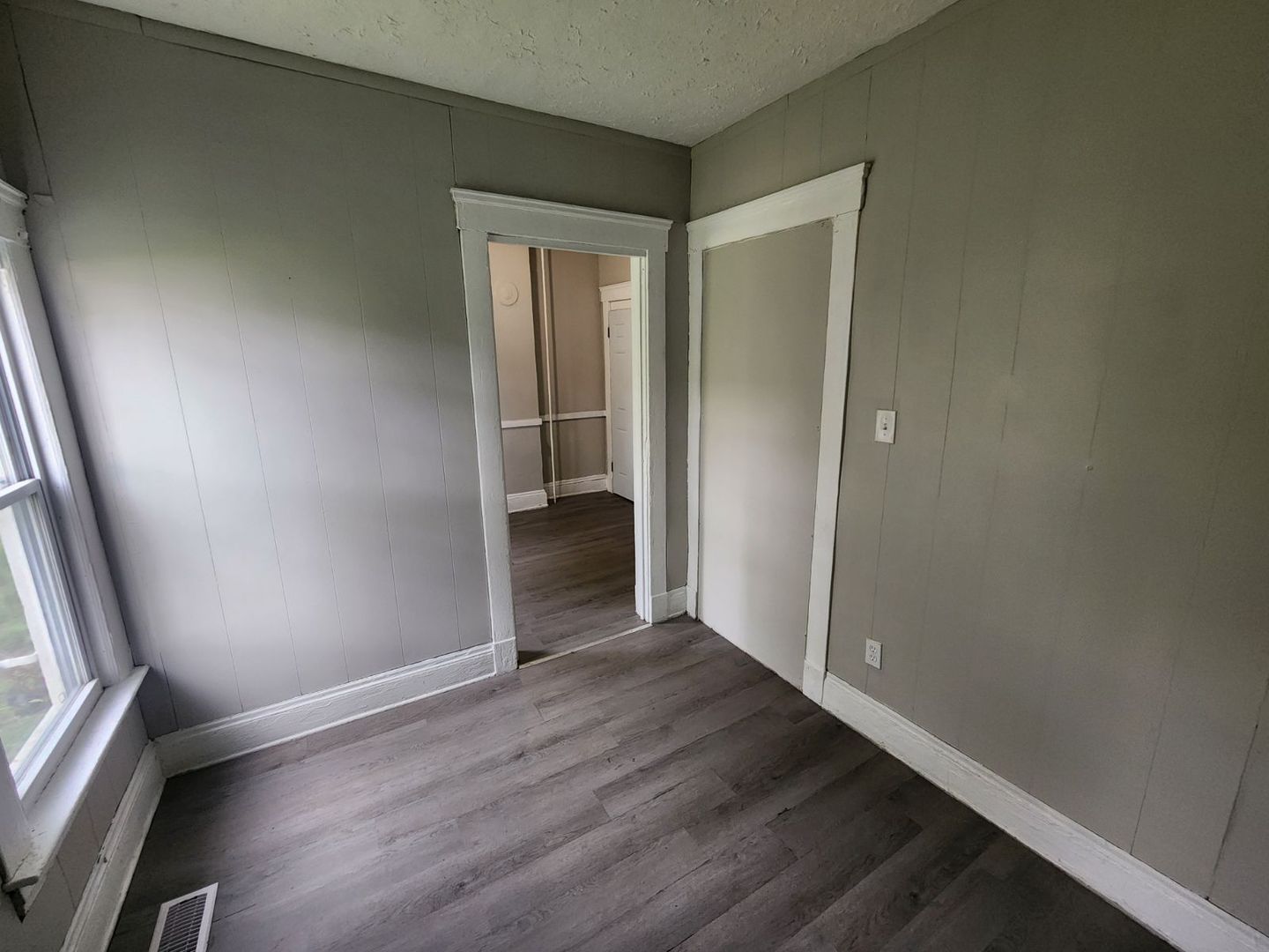 16014 Saranac Rd unit Unit 1-2 – photo 5