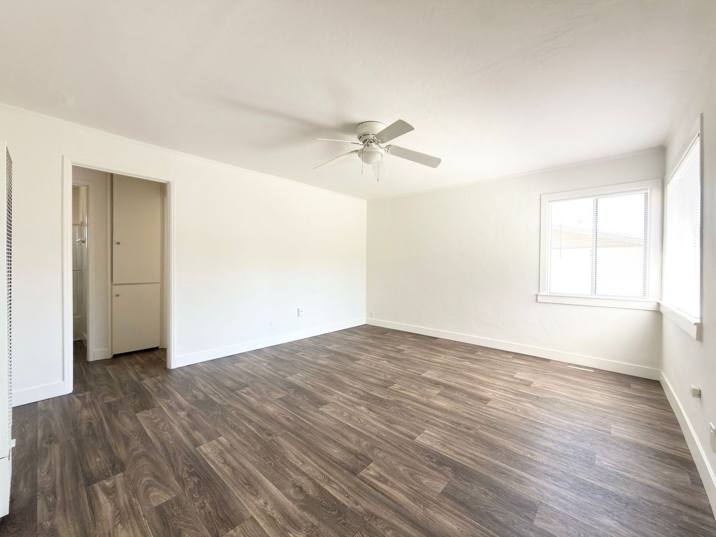 316 Washington St unit 316 – photo 2