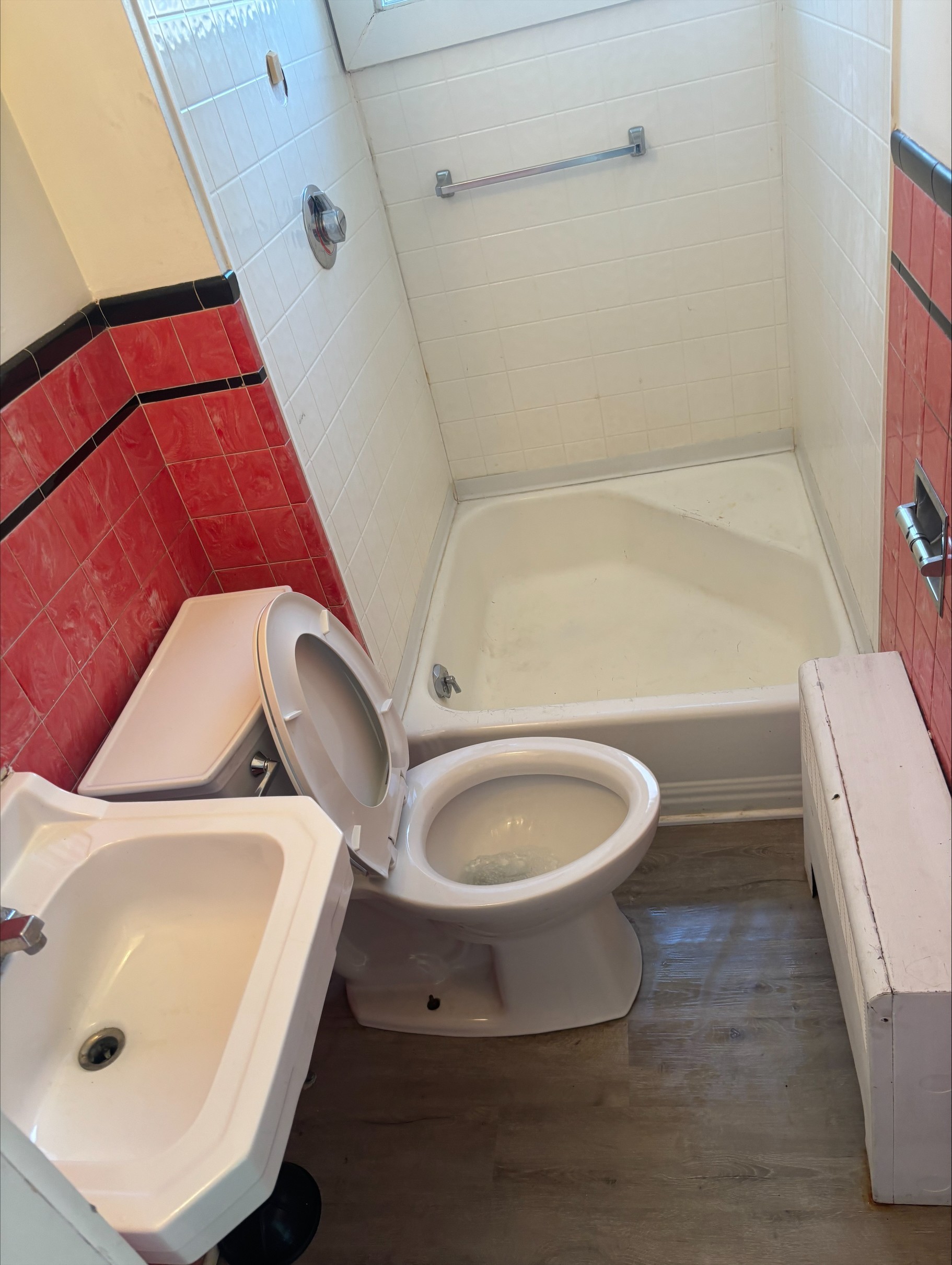 331 Laird Ave NE unit 2 – photo 3