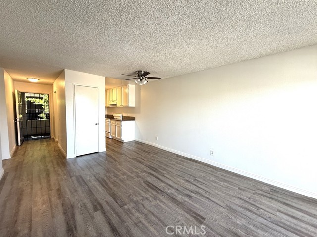 1212 Gladys Ave unit 303 – photo 3