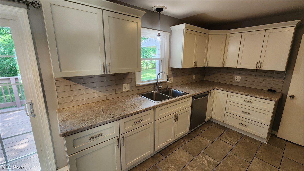 2491 Samira Rd – photo 3