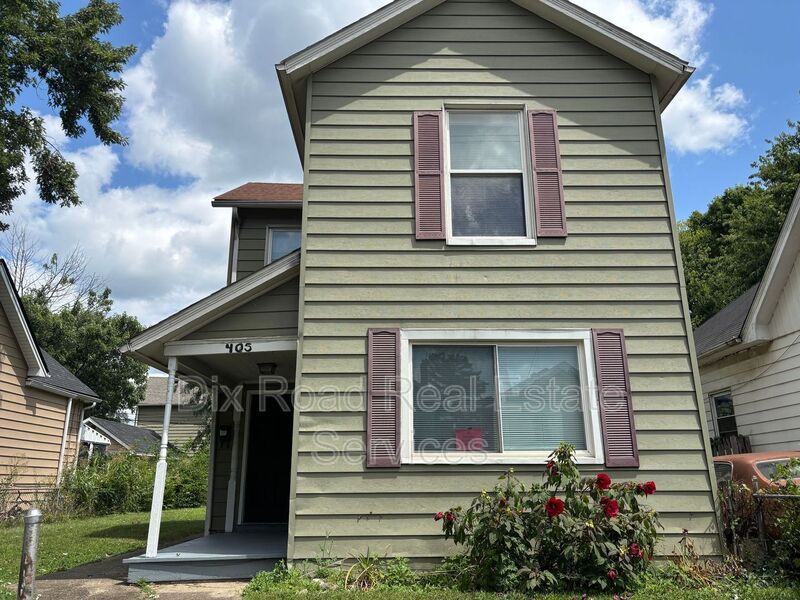 405 Moore St – photo 1