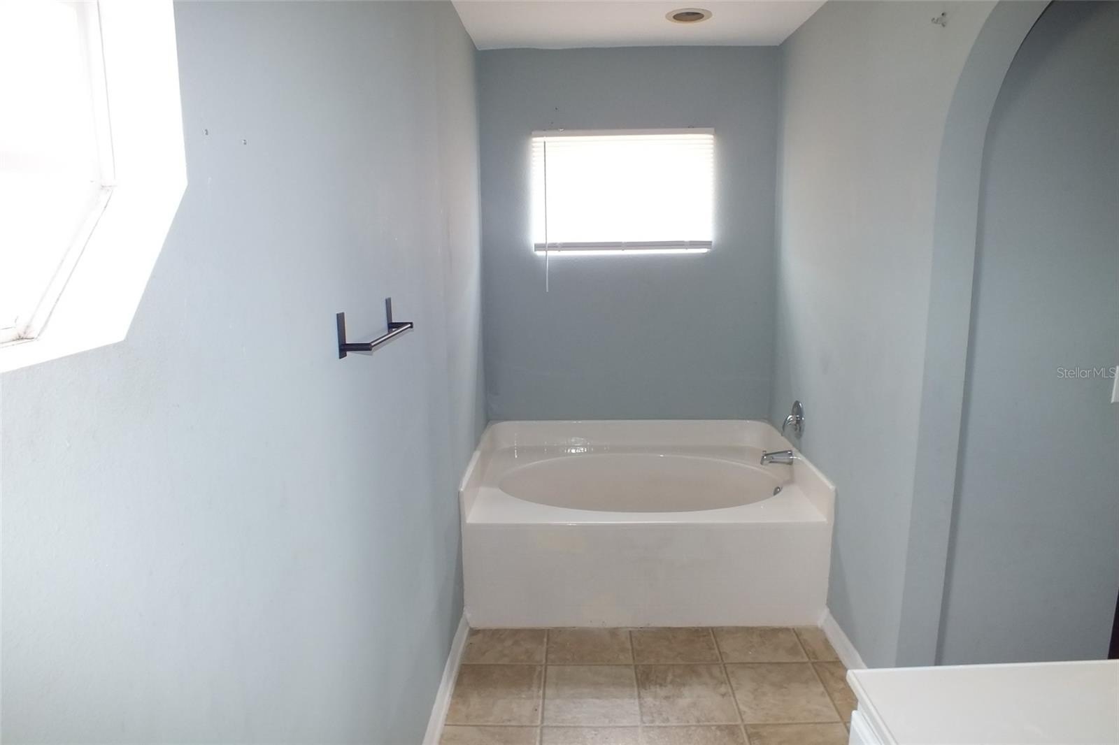 437 Fish Hawk Dr – photo 3