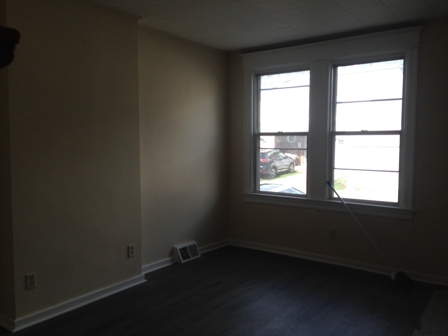 755 Beatty St – photo 5