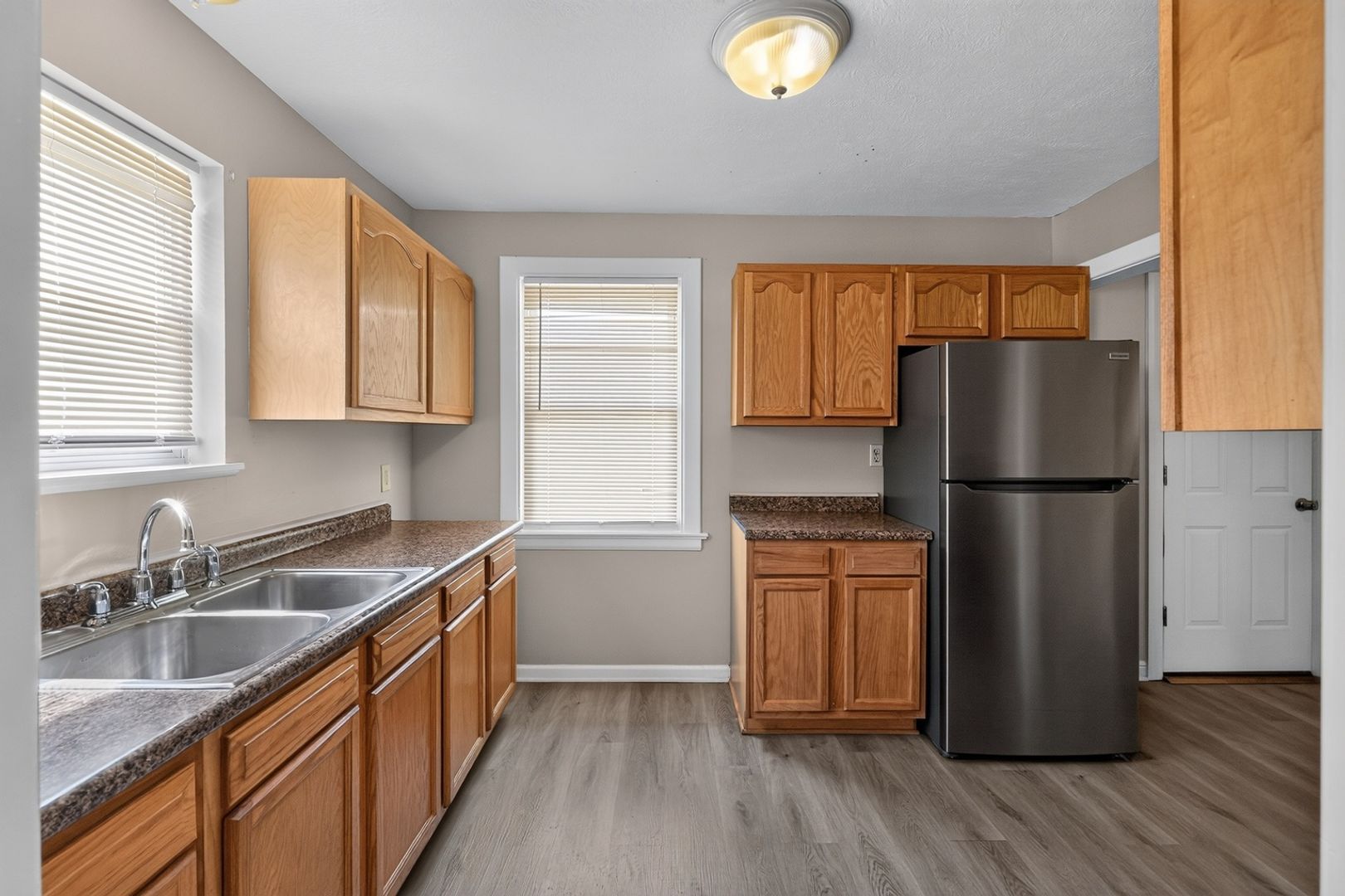 1337 Ivydale Ave SW – photo 2