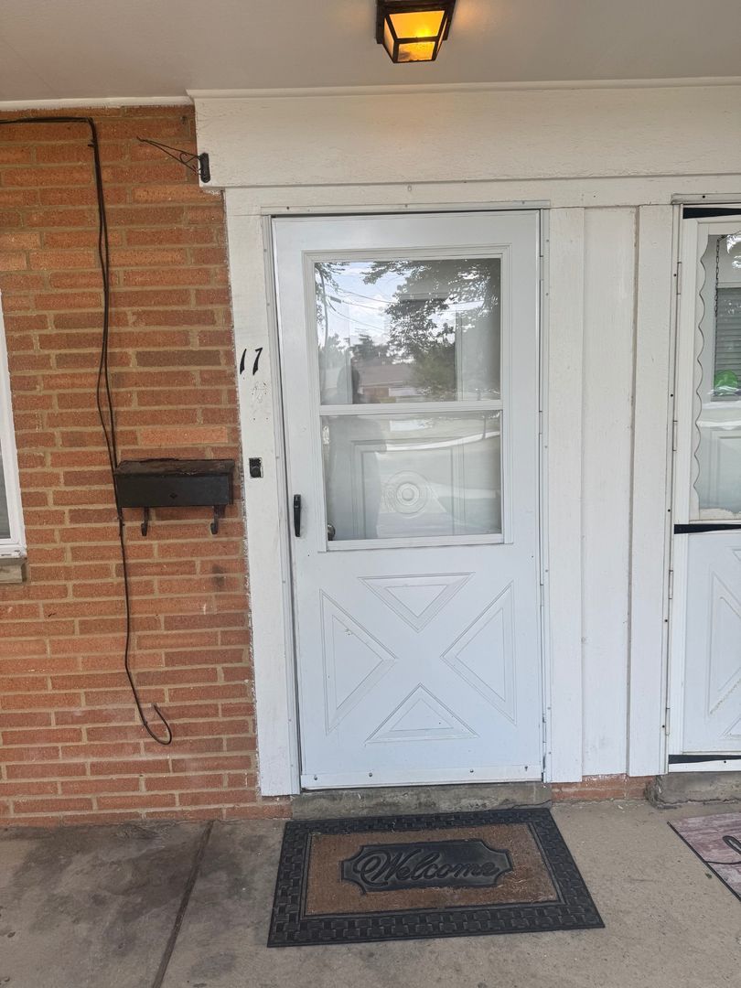 2472 Warren Pkwy unit 17 – photo 3