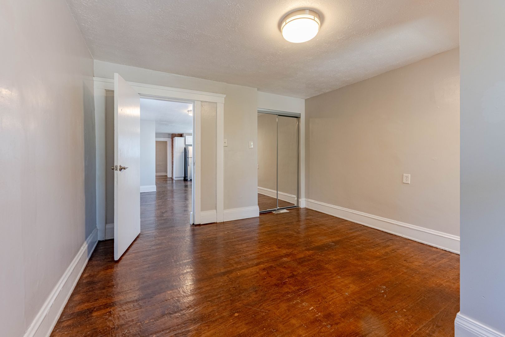 5515 Bridge Ave unit 5515 Bridge Up – photo 5