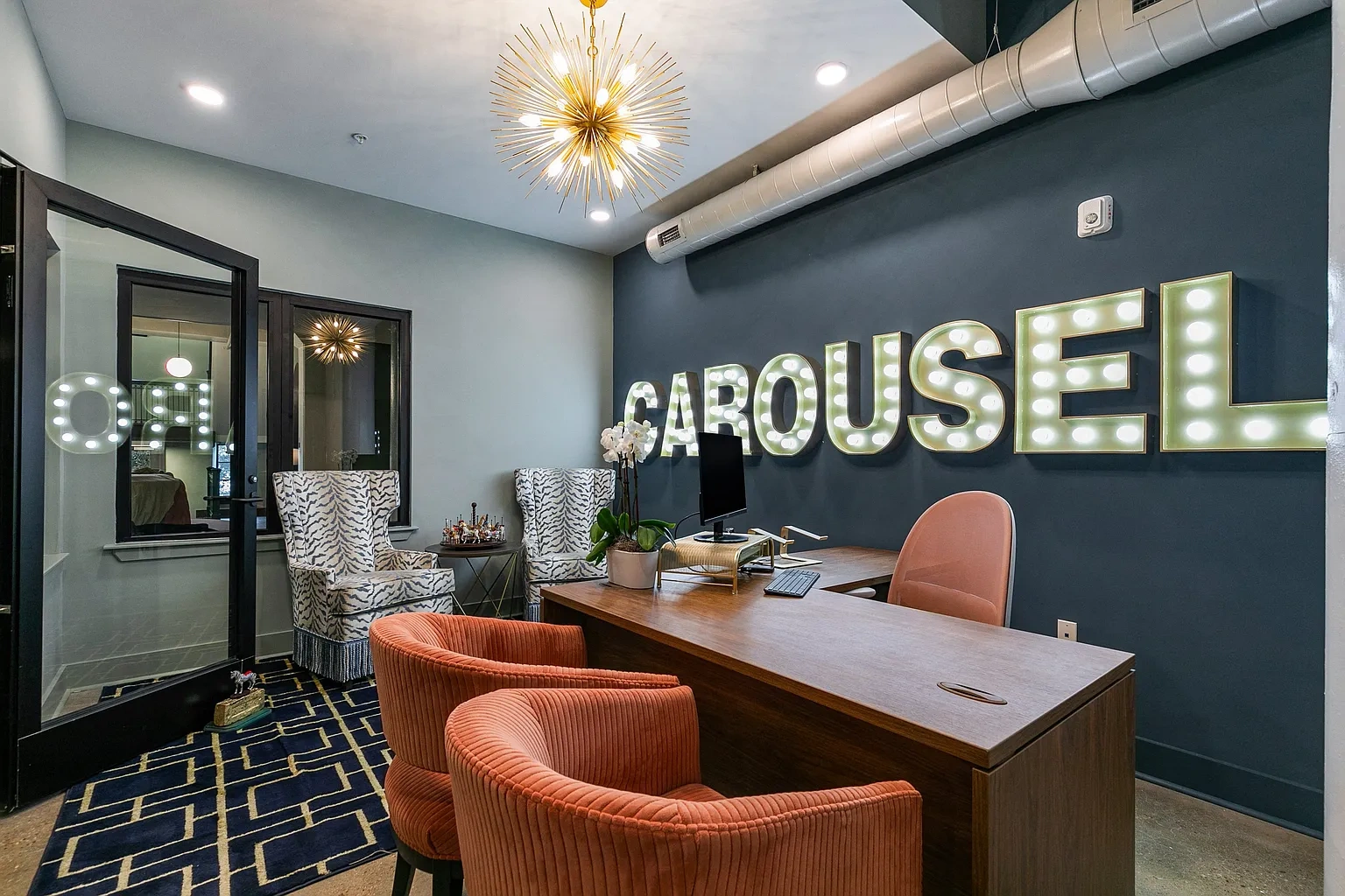 The Carousel – photo 5
