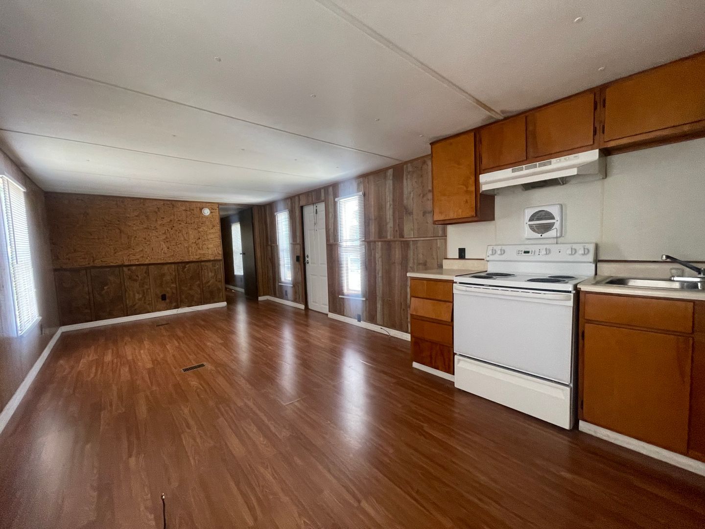 12616 Orange Lk Dr – photo 5