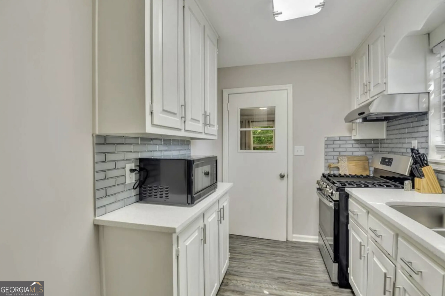 50 Oak St – photo 5