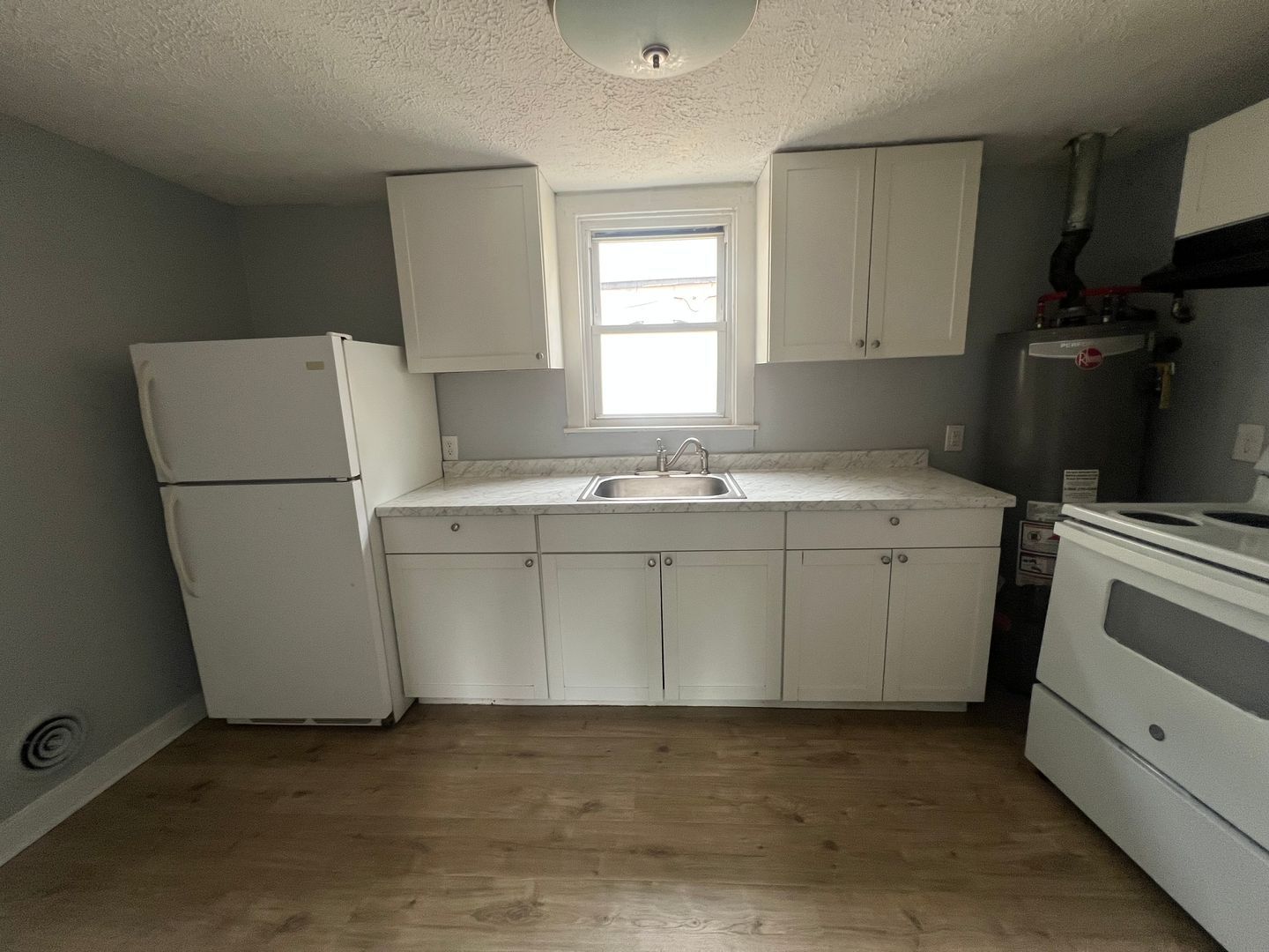 4228 Allmond Ave unit Unit 2 – photo 4
