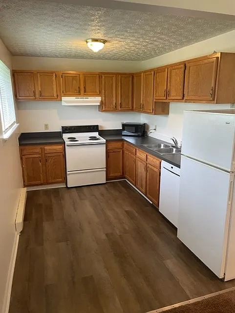 Celeron Suites – photo 4