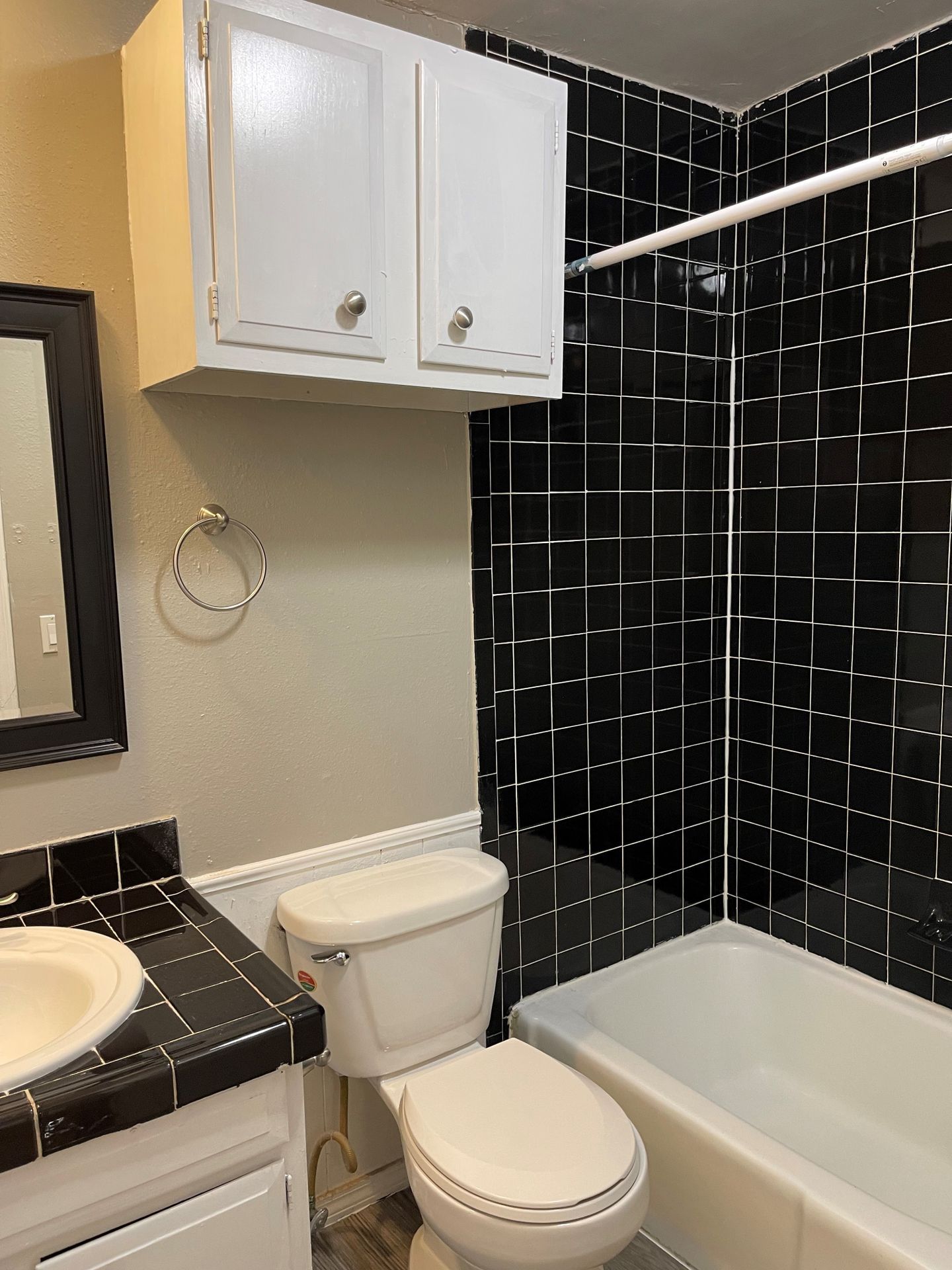 1010 Kennedy Ave unit 1020 – photo 3