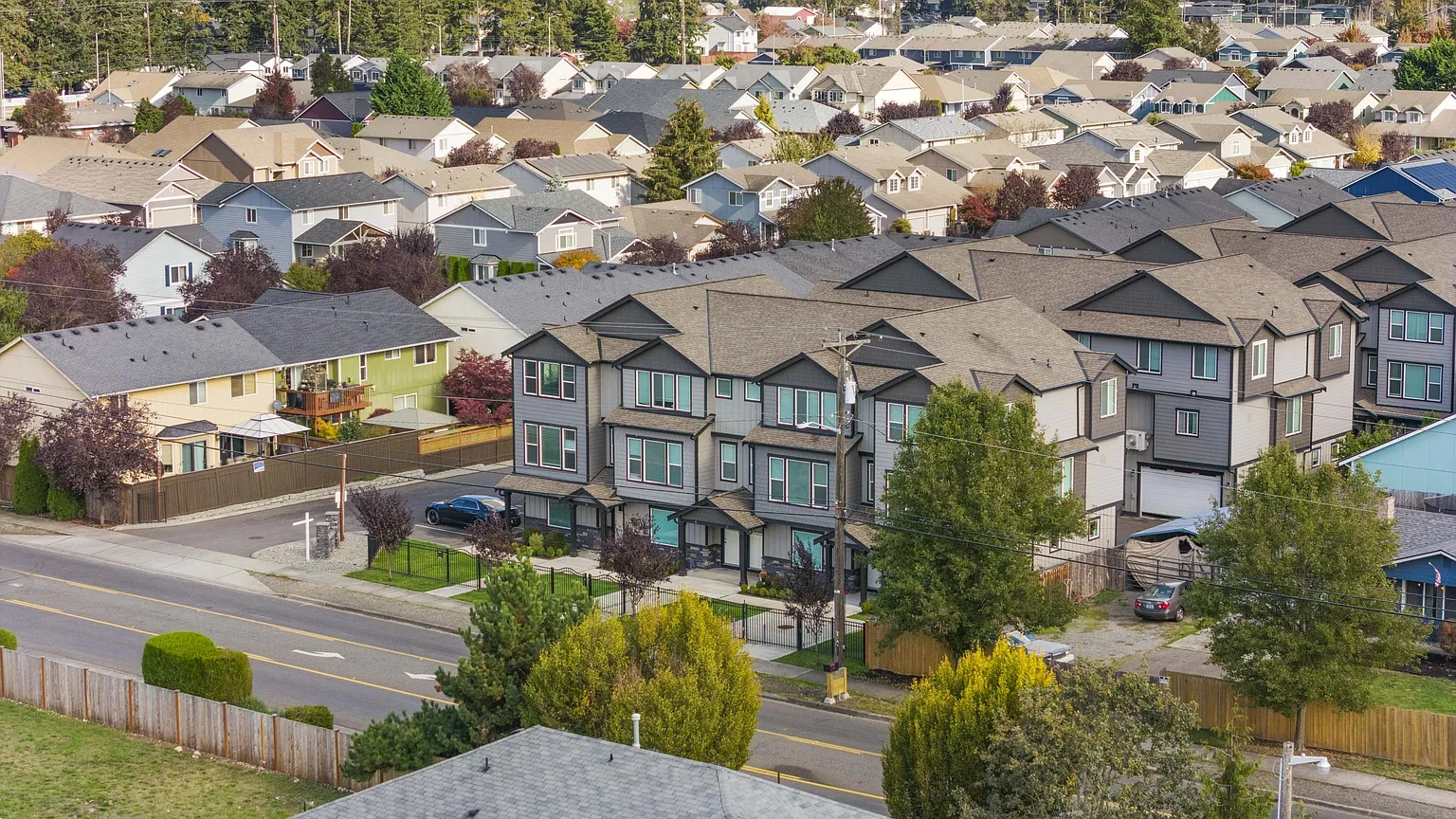 Rainier View Court Townhomes – photo 1
