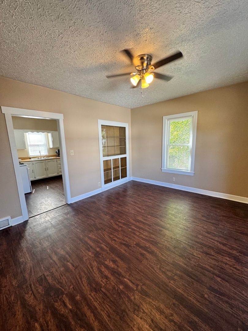 119 Olive St – photo 5