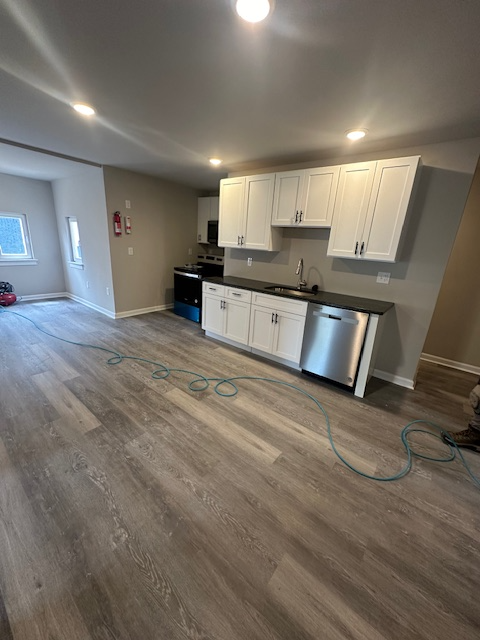 355 Walnut St unit Unit B – photo 2