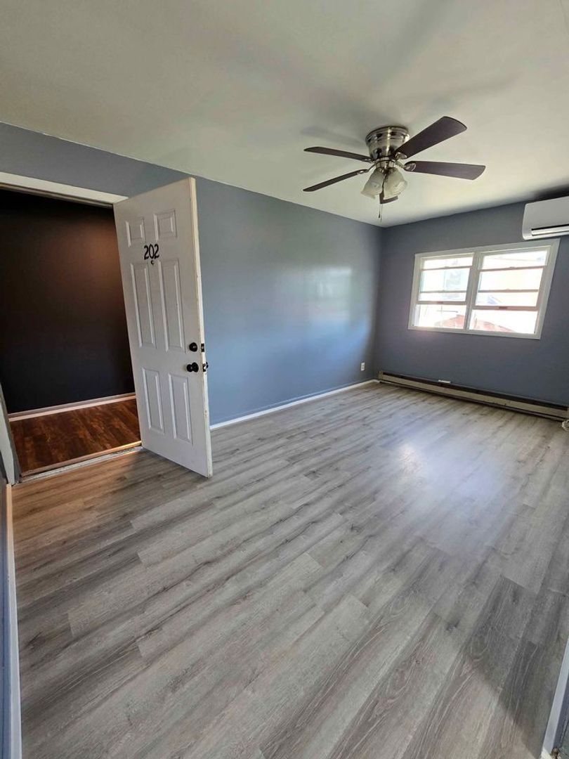 127 Woodward Ave unit 127 Woodward - Suite 202 – photo 1
