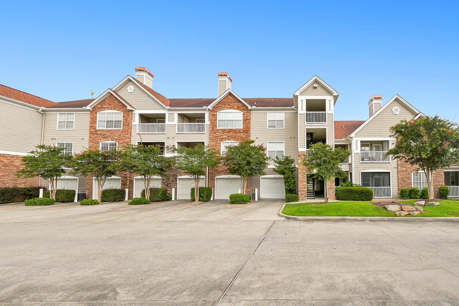 The Regent Apartment Homes – photo 5