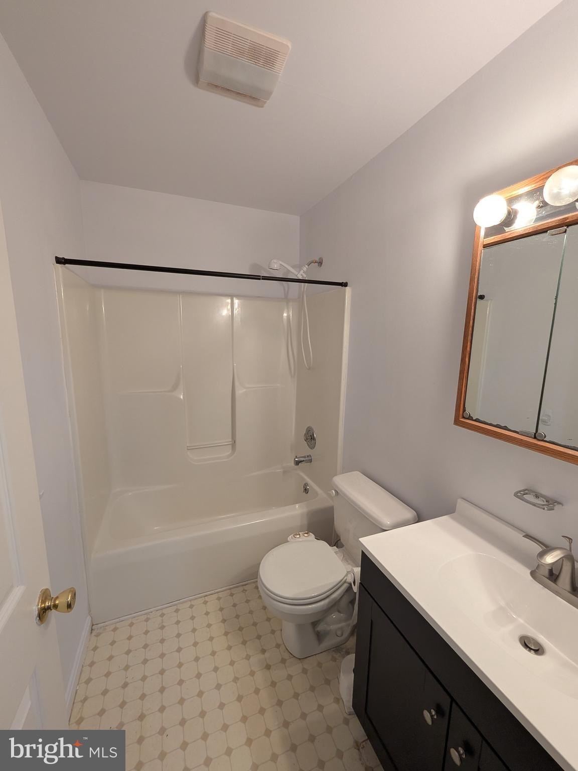 627 Davol Rd – photo 5