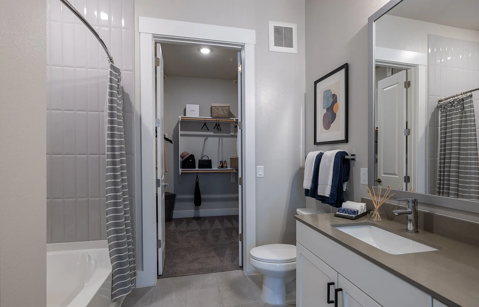 SYNC Sawyer Heights Apartments – photo 4
